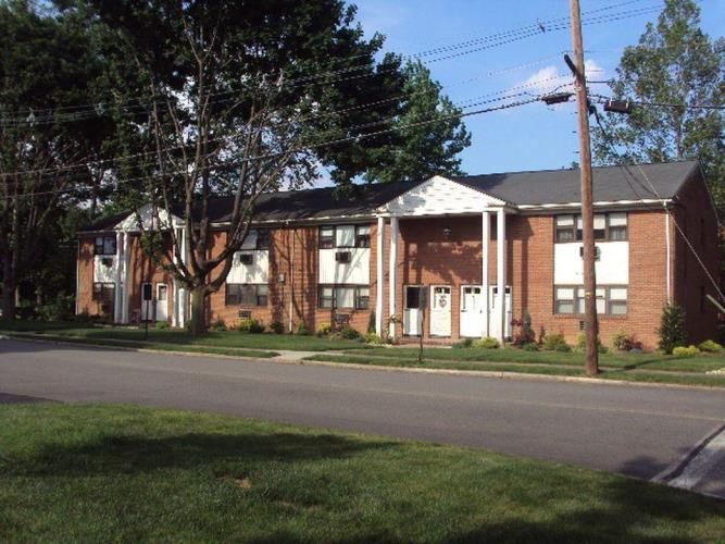 1 BR Apartment in Little Falls 3 Colonial Drive Apt H, Little Falls NJ